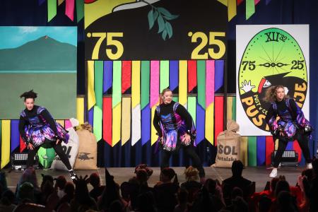 OTROŠKA MAŠKARADA 20 FOTO LJUBO VUKELIČ